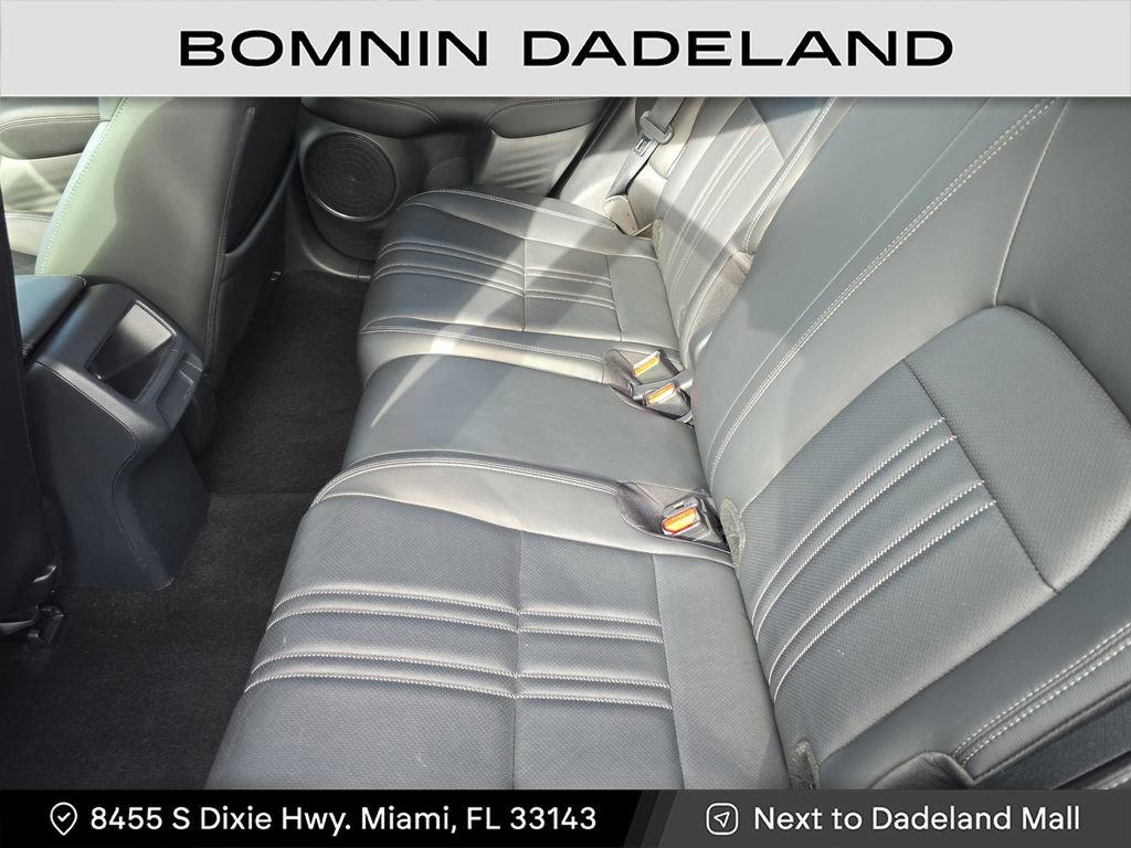 Used 2025 Honda HR-V EX-L image 13