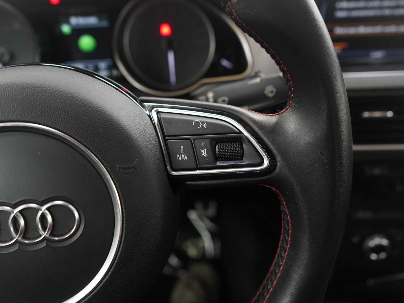 Used 2014 Audi S5 Premium Plus image 25