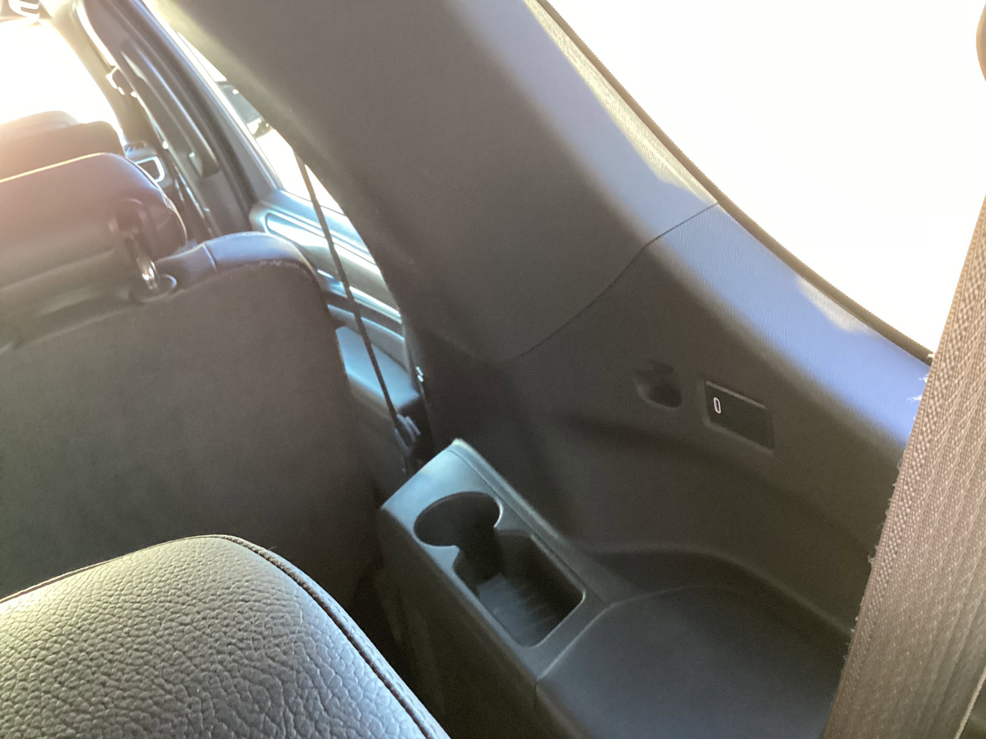 Used 2021 GMC Yukon XL Denali w/ Denali Premium Package image 15