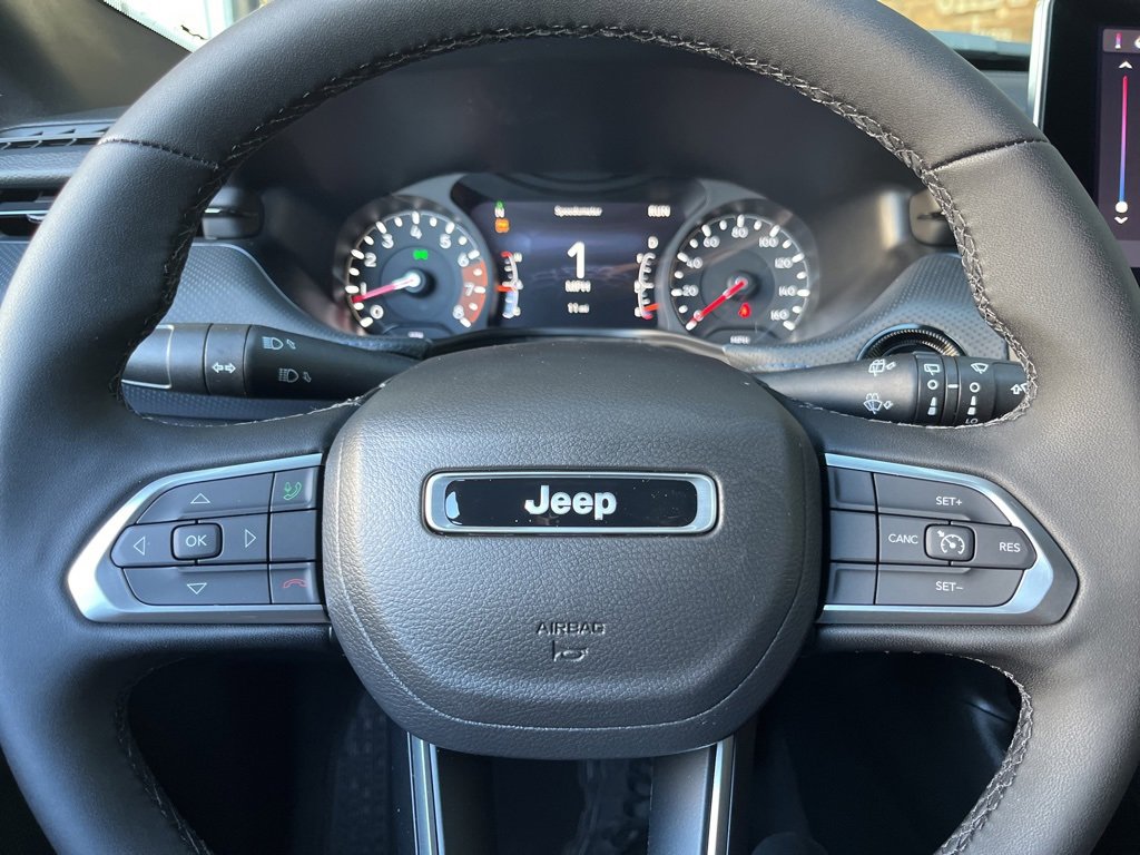 New 2026 Jeep Compass Latitude image 34