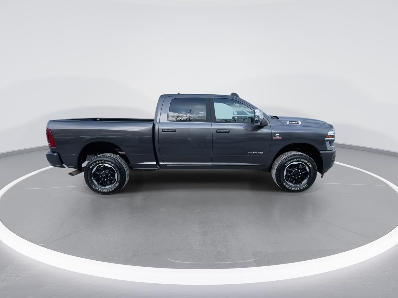 Used 2026 RAM 2500 Laramie AWD/4WD image 23