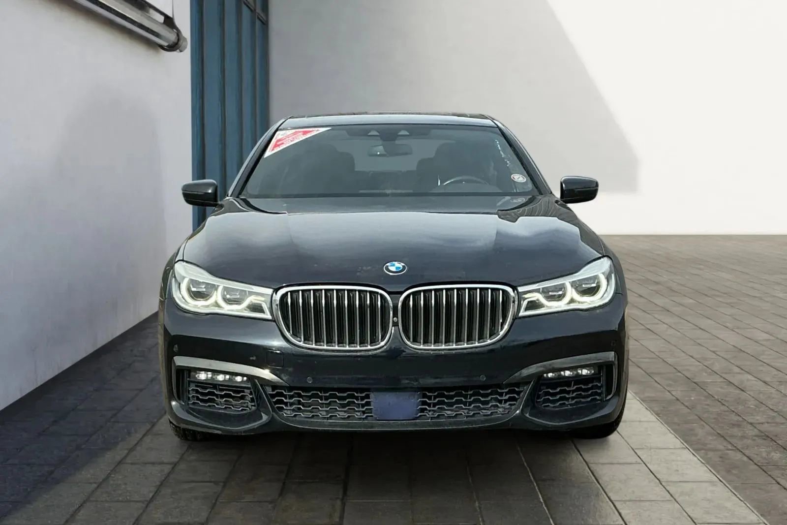Used 2016 BMW 750i xDrive image 8