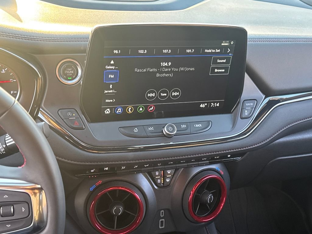 Used 2025 Chevrolet Blazer RS image 8