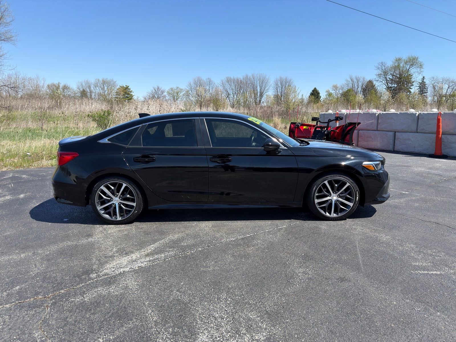 Used 2023 Honda Civic Touring image 7