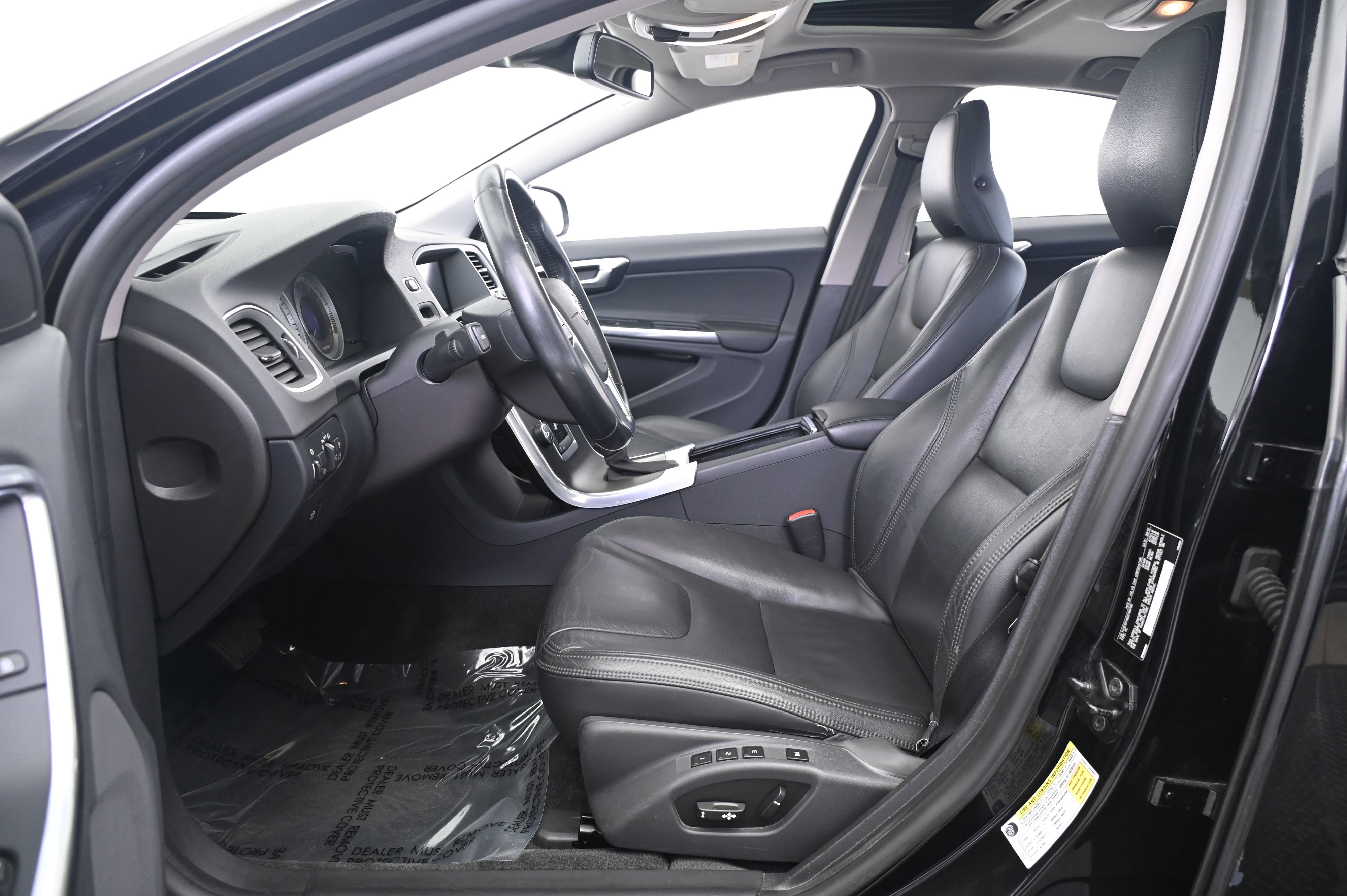 Used 2013 Volvo S60 T5 image 28