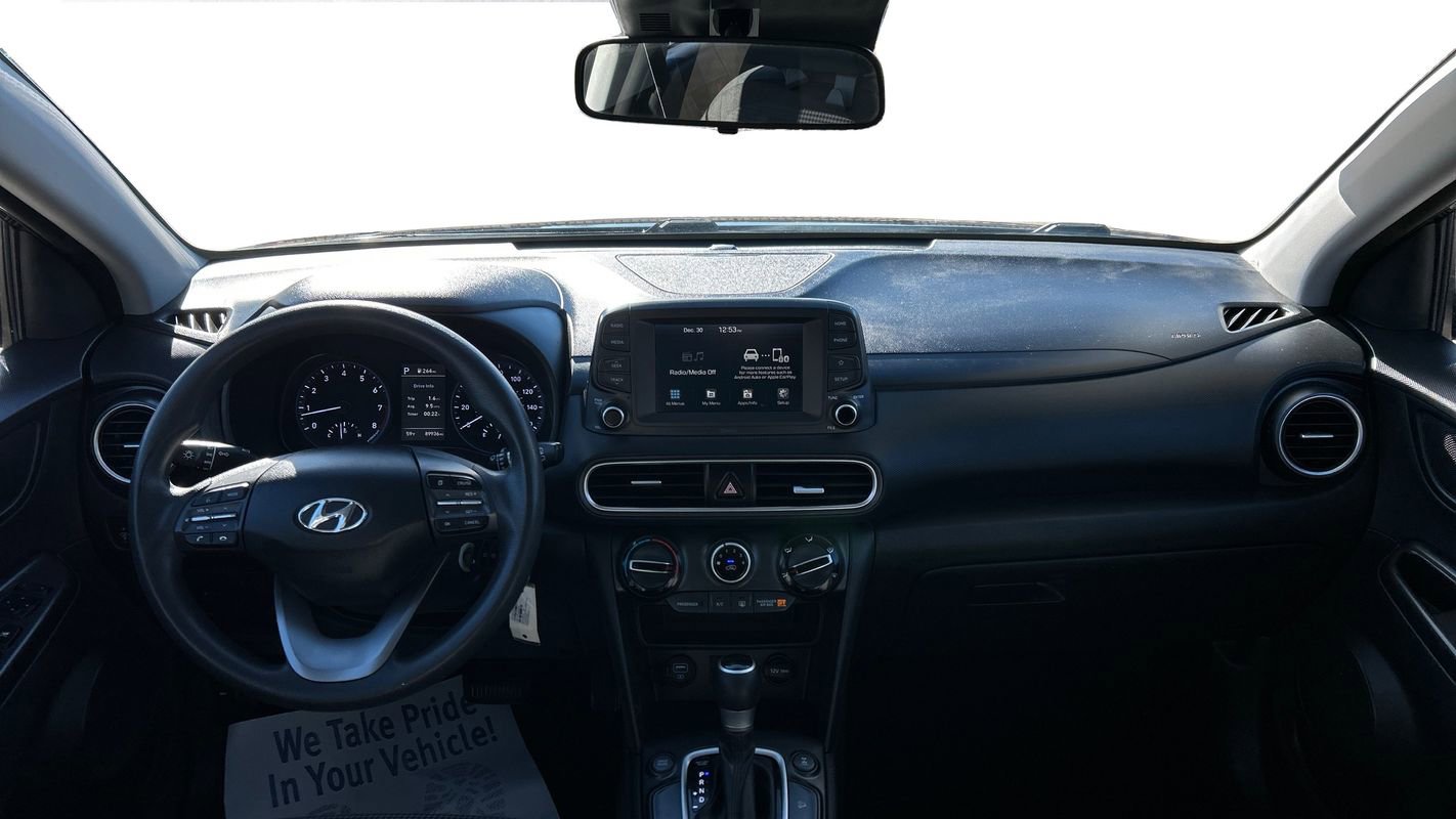 Used 2021 Hyundai Kona SE image 25