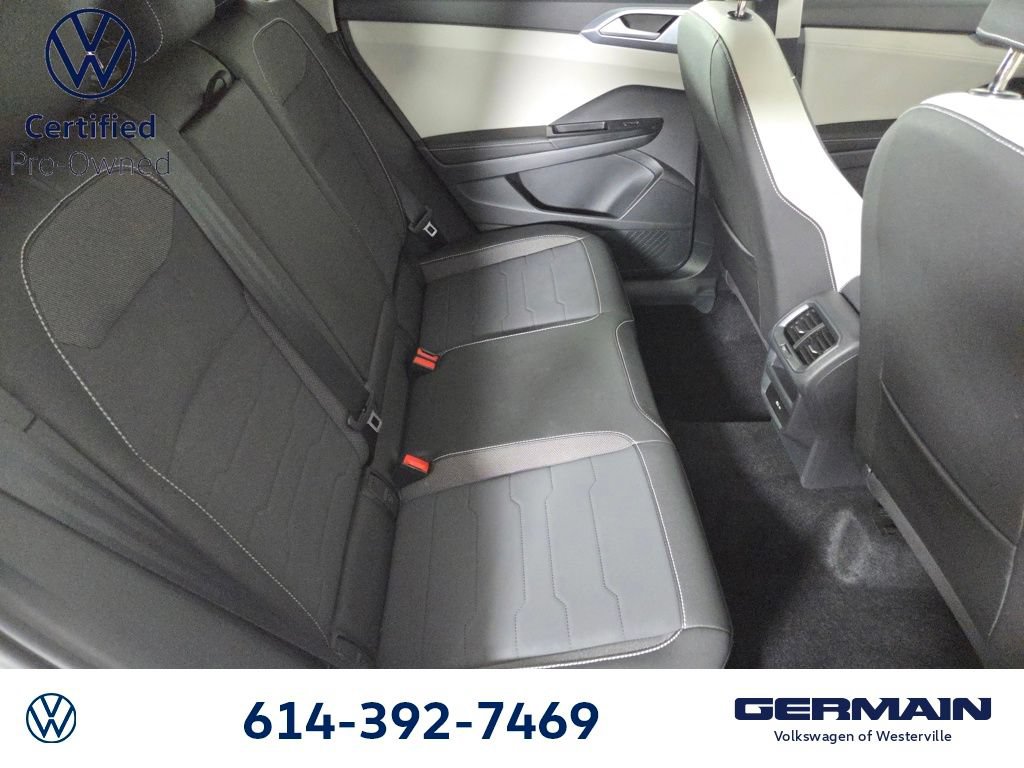 Certified 2025 Volkswagen Taos SE AWD/4WD image 18