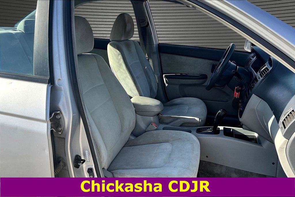 Used 2005 Kia Spectra image 27