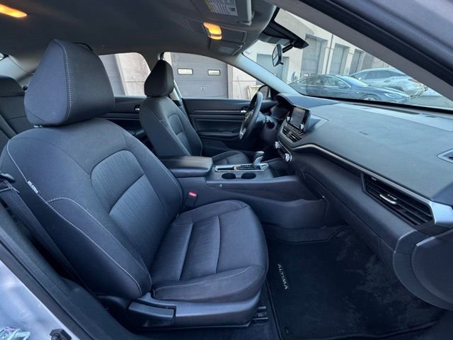 Used 2022 Nissan Altima 2.5 S image 9