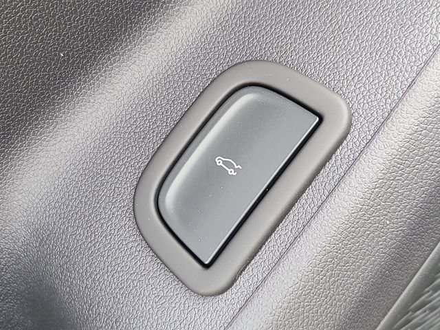 New 2026 Chevrolet Traverse LT image 19