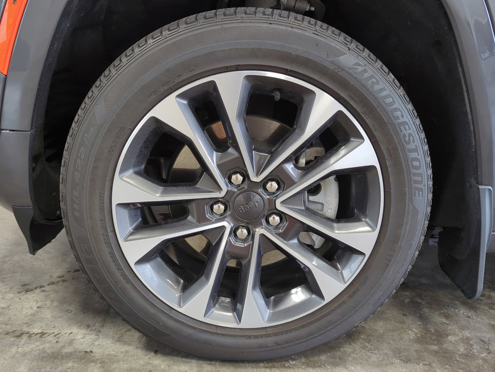 Used 2022 Jeep Grand Cherokee Overland w/ Advanced Protech Group III image 15