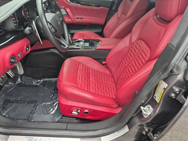 Used 2022 Maserati Quattroporte Trofeo RWD image 17