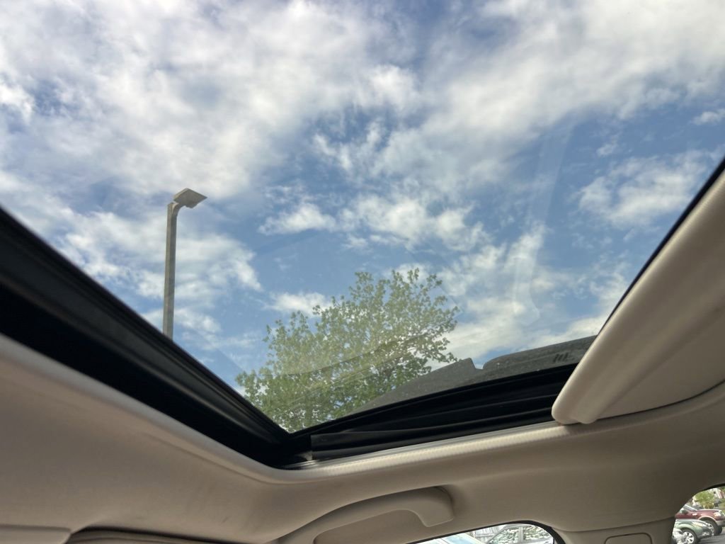 Used 2015 Subaru Outback 2.5i Limited image 17