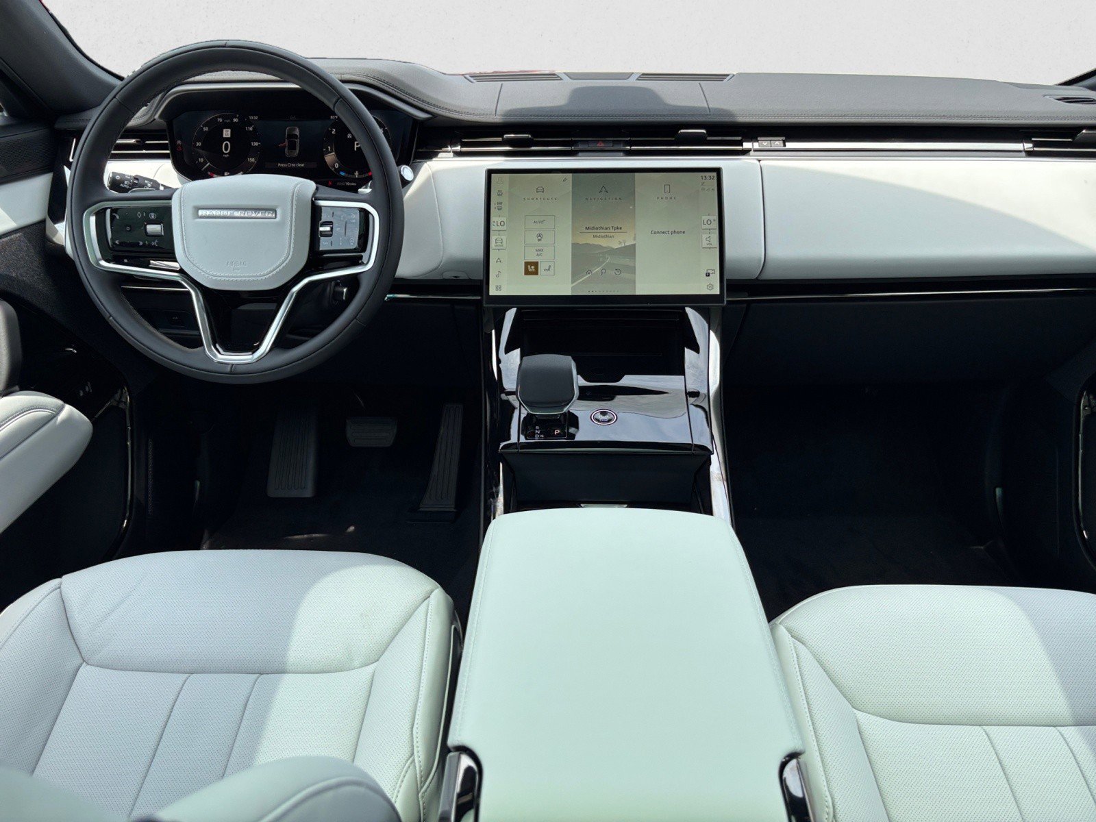 New 2025 Land Rover Range Rover Sport SE image 13
