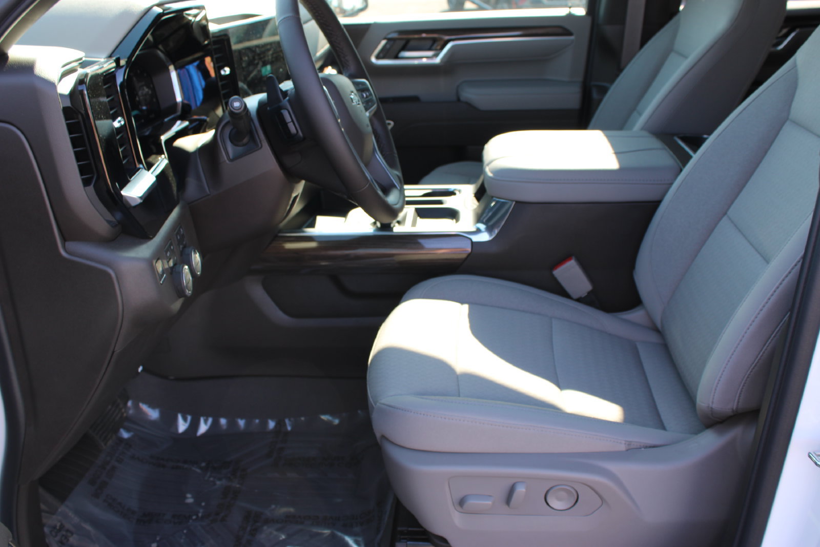 New 2026 Chevrolet Silverado 1500 RST w/ Safety Package AWD/4WD image 11