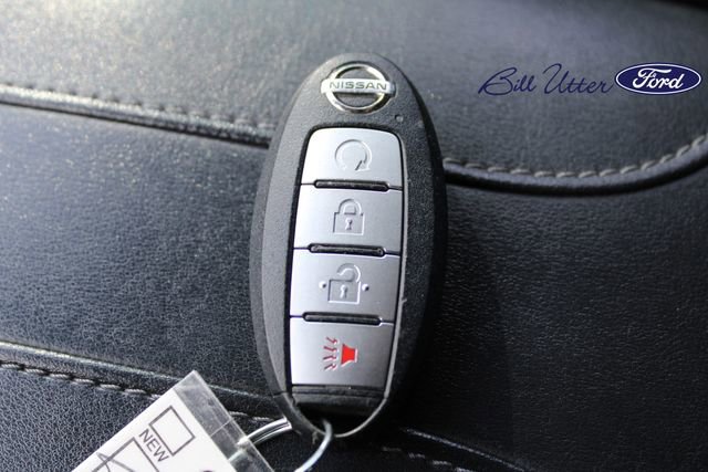 Used 2021 Nissan Rogue Sport SV image 24