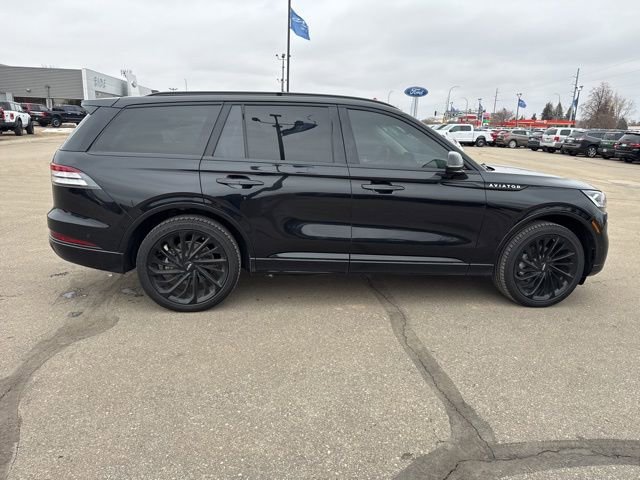 Used 2024 Lincoln Aviator Reserve w/ Jet Package image 12