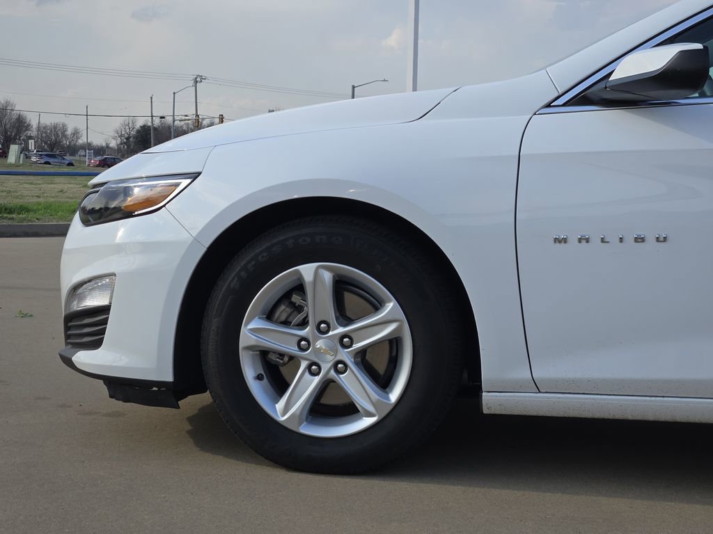 Used 2025 Chevrolet Malibu LS image 28