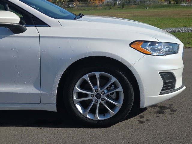 Used 2020 Ford Fusion SE FWD image 4
