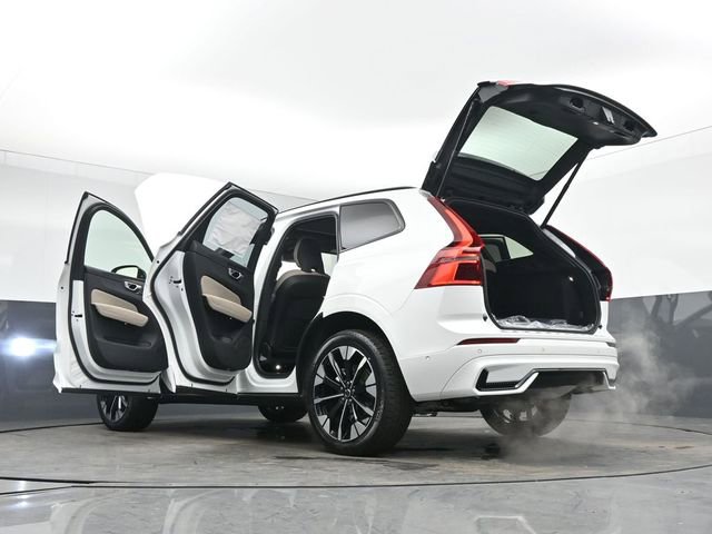 New 2026 Volvo XC60 B5 Plus w/ Protection Package Premier image 56