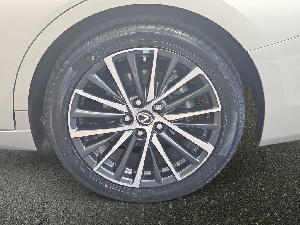 Certified 2023 Lexus ES 300h w/ Premium Package FWD image 36