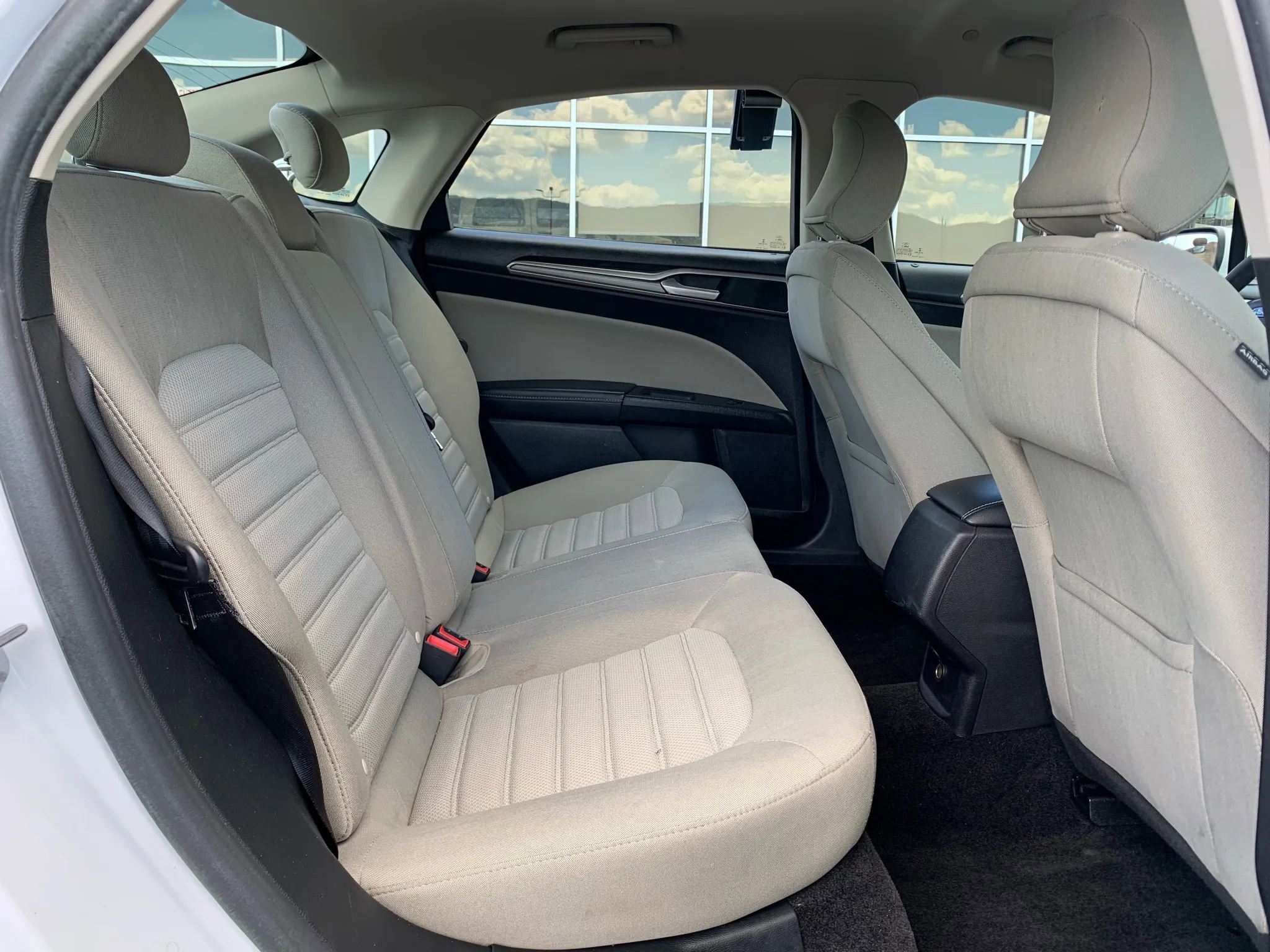 Used 2018 Ford Fusion S image 27