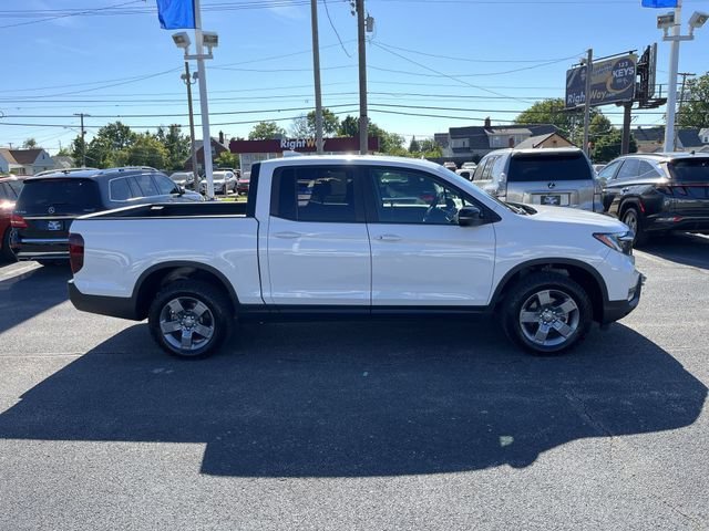 Used 2025 Honda Ridgeline TrailSport image 11