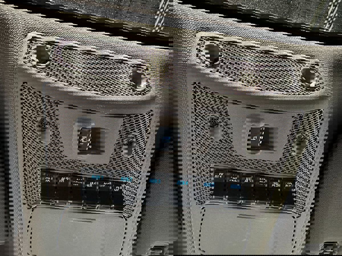 Used 2021 Ford F350 Lariat image 45