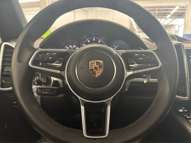 Used 2016 Porsche Cayenne image 22