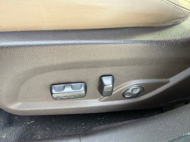 Used 2013 Hyundai Santa Fe Sport 2.0T w/ Technology Pkg AWD/4WD image 29