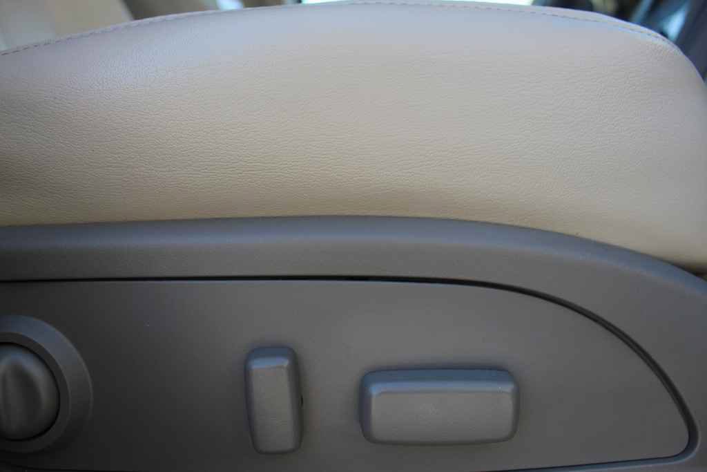 Used 2017 GMC Acadia Limited SLT AWD/4WD image 33