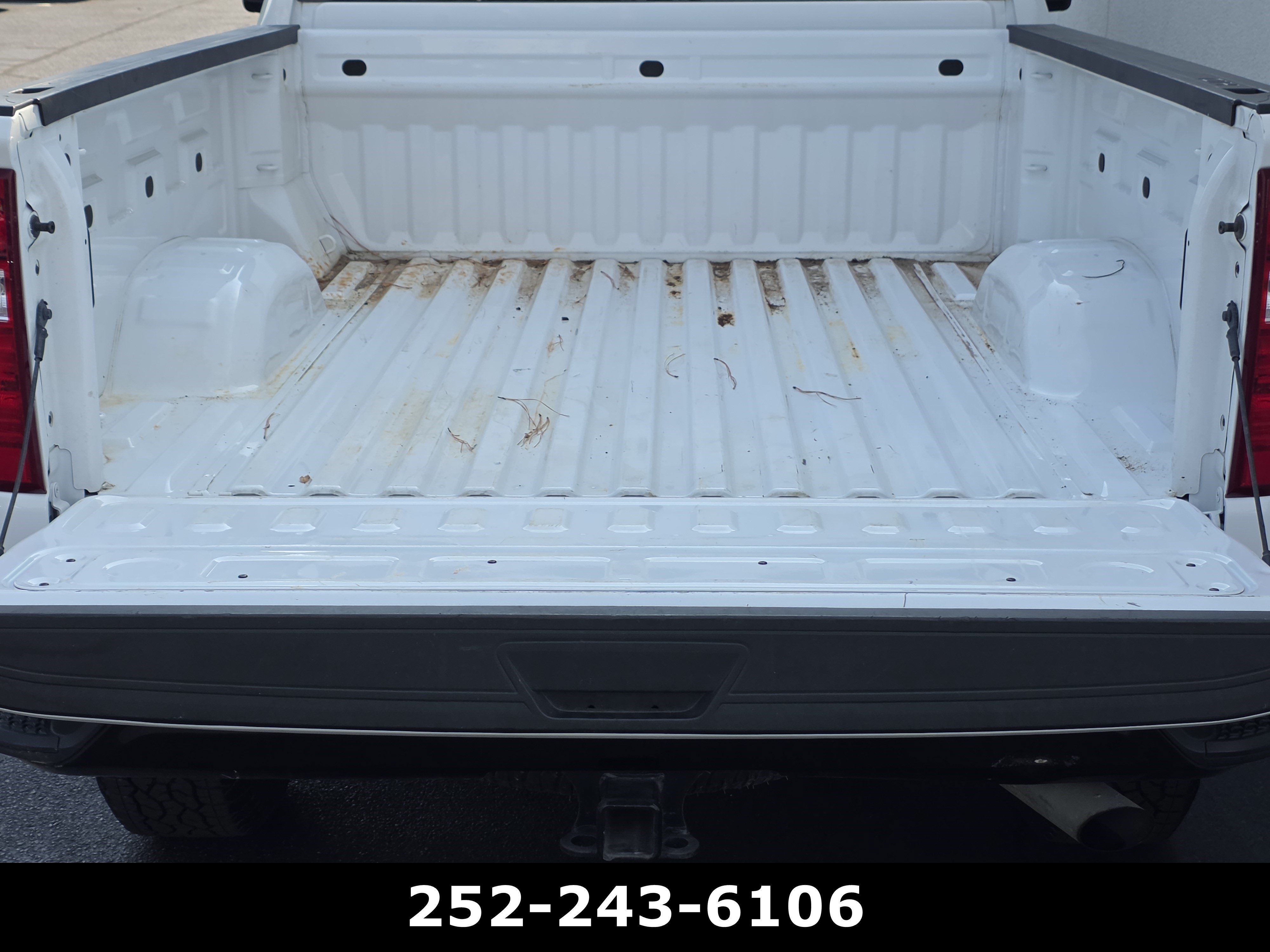 Used 2023 Chevrolet Silverado 2500 Custom w/ Custom Convenience Package AWD/4WD image 27