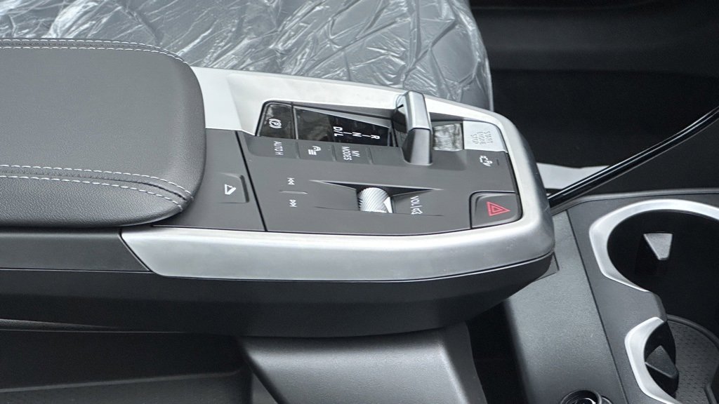 Used 2026 BMW X1 xDrive28i w/ Convenience Package image 5