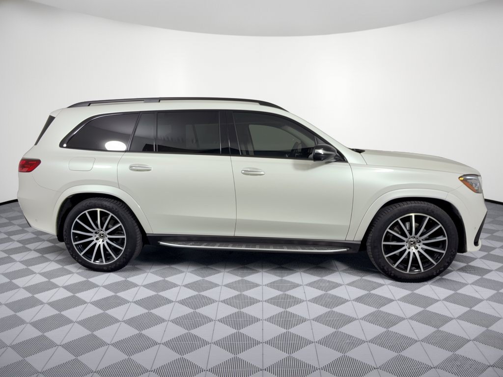Used 2024 Mercedes-Benz GLS 450 4MATIC image 8
