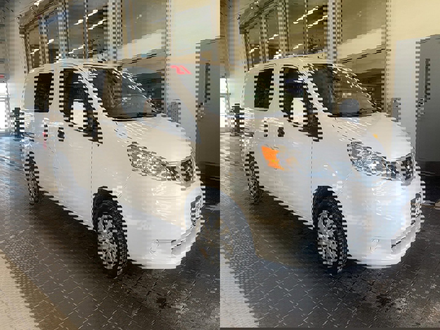 Used 2021 Nissan NV200 SV w/ Sliding Door Glass Package video 1