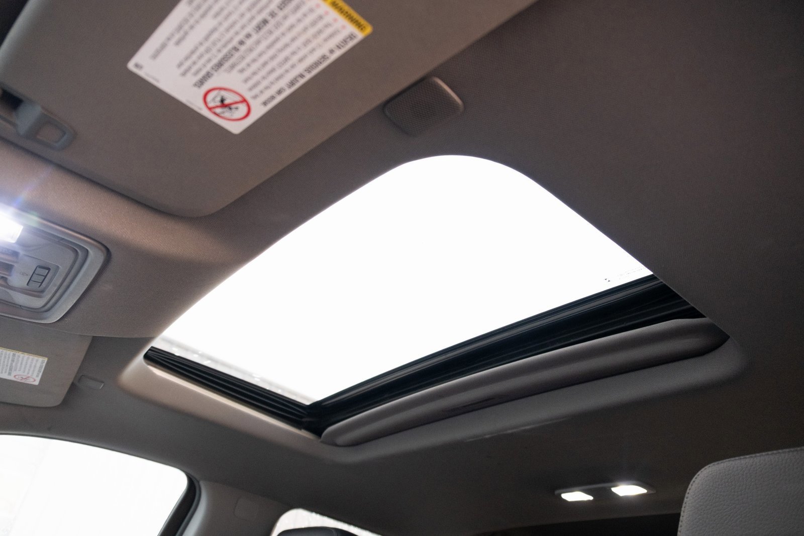 Used 2023 GMC Sierra 3500 Denali image 15