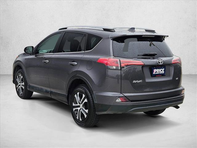 Used 2018 Toyota RAV4 LE FWD image 5