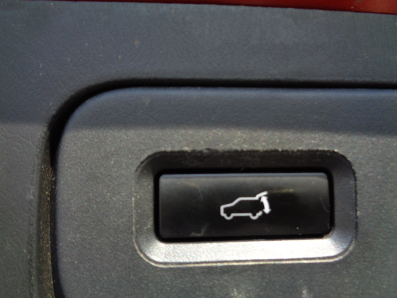 Used 2010 MAZDA CX-9 Grand Touring w/ Moonroof & Bose Audio Pkg image 27