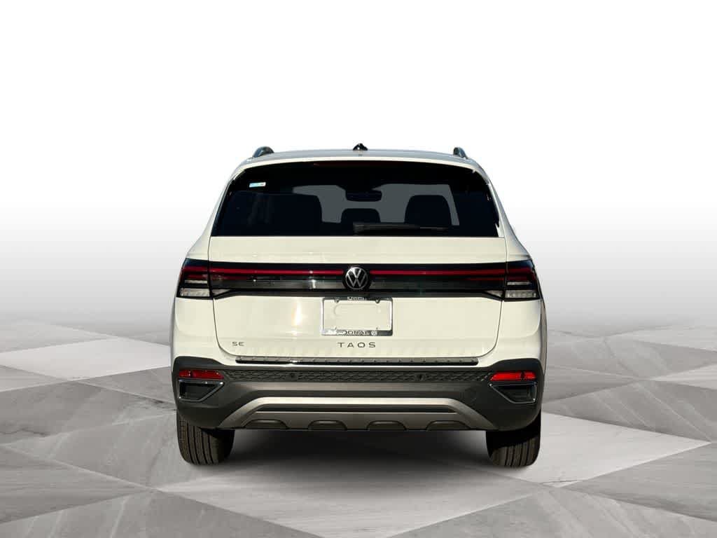 New 2026 Volkswagen Taos SE FWD image 7