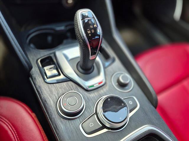 Used 2021 Alfa Romeo Giulia Sprint w/ Active Assist 1 Package RWD image 11