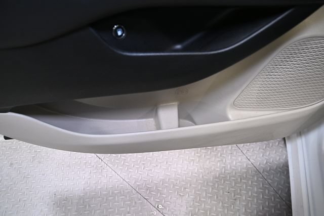 Used 2023 Chrysler Pacifica Limited FWD image 49