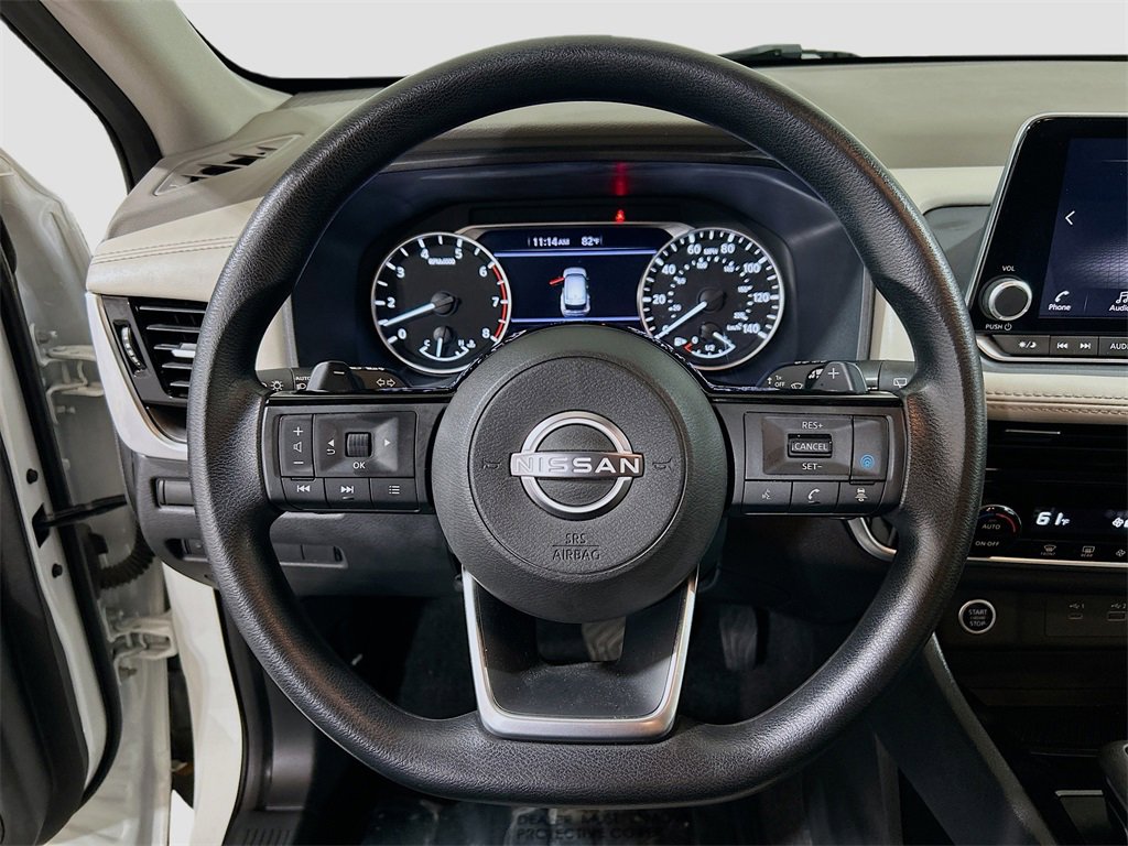 Used 2023 Nissan Rogue SV image 9