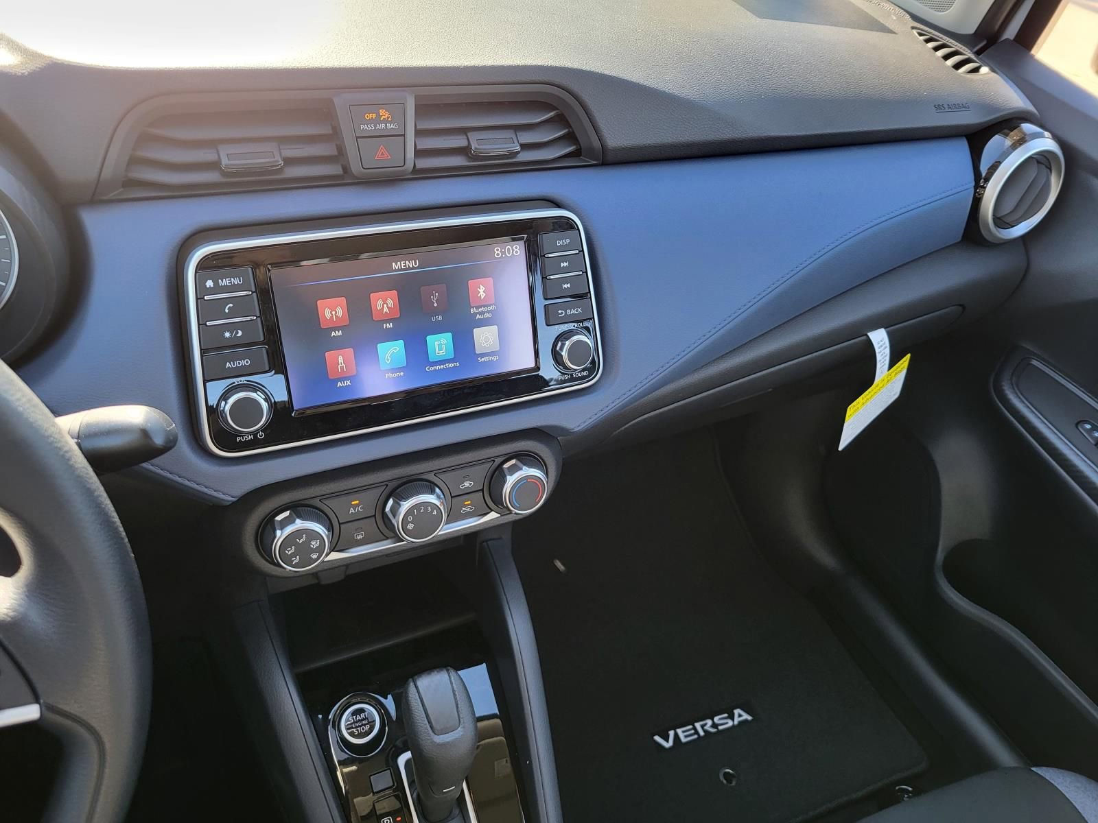 New 2025 Nissan Versa SV w/ Trunk Package image 3