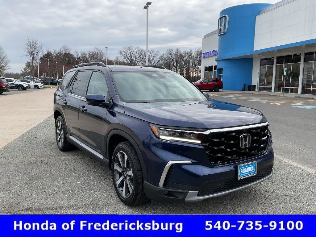 Used 2025 Honda Pilot Elite image 8