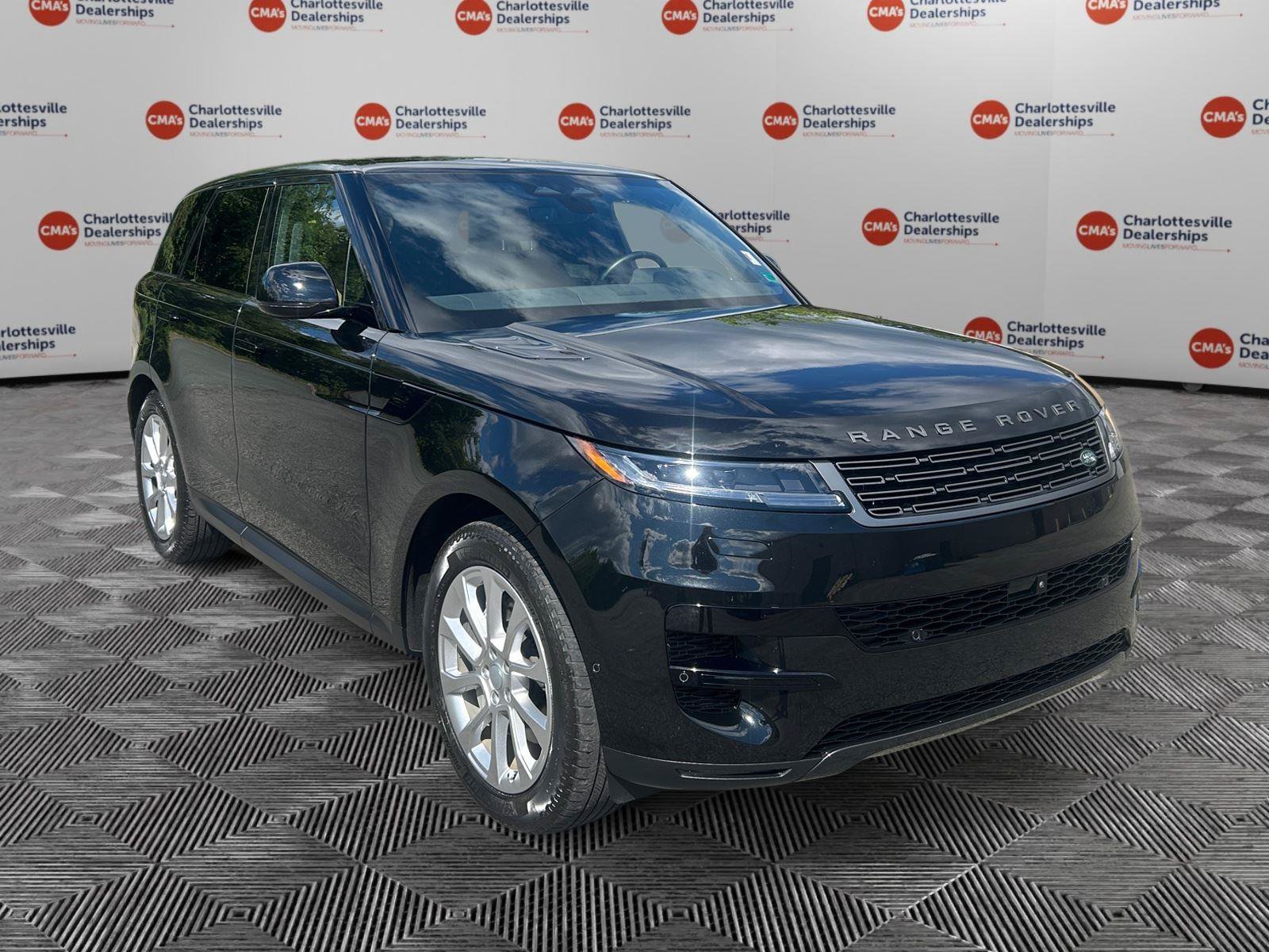 Used 2024 Land Rover Range Rover Sport SE AWD/4WD image 7