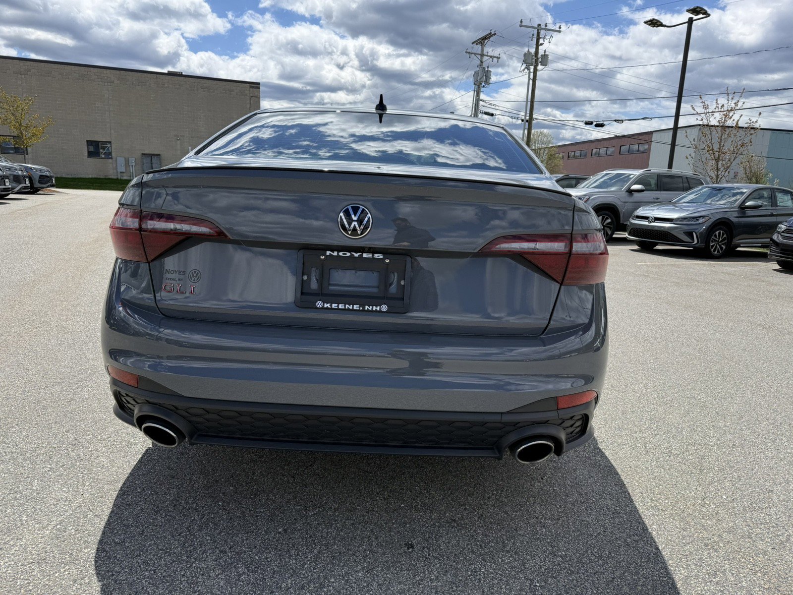 Used 2024 Volkswagen Jetta GLI 40th Anniversary Edition FWD image 4