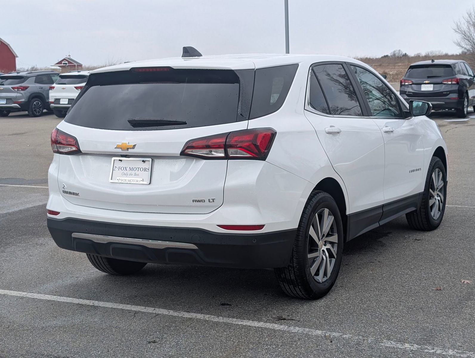 Used 2024 Chevrolet Equinox LT AWD/4WD image 4