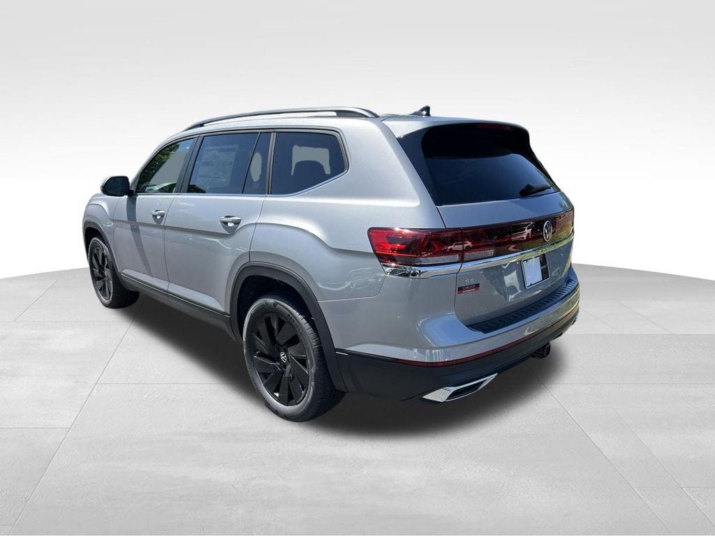 New 2026 Volkswagen Atlas SE FWD image 6