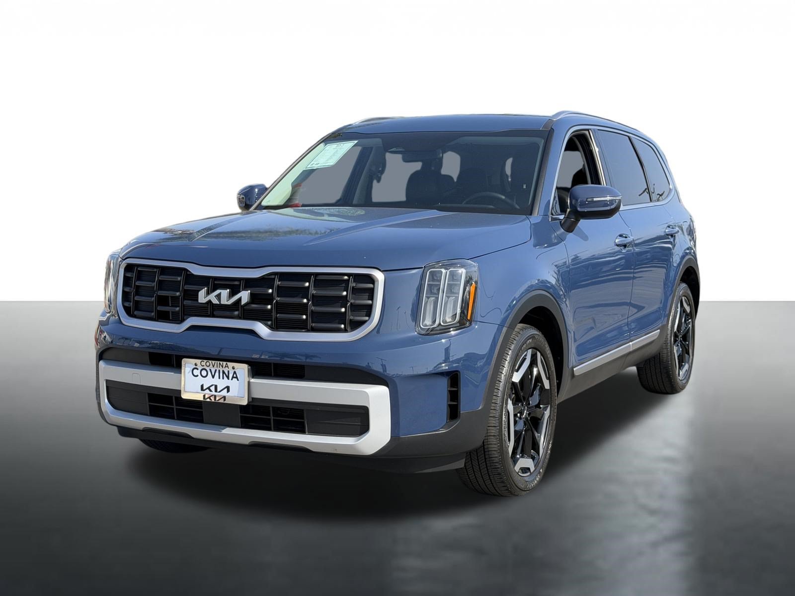 Certified 2024 Kia Telluride S FWD image 4