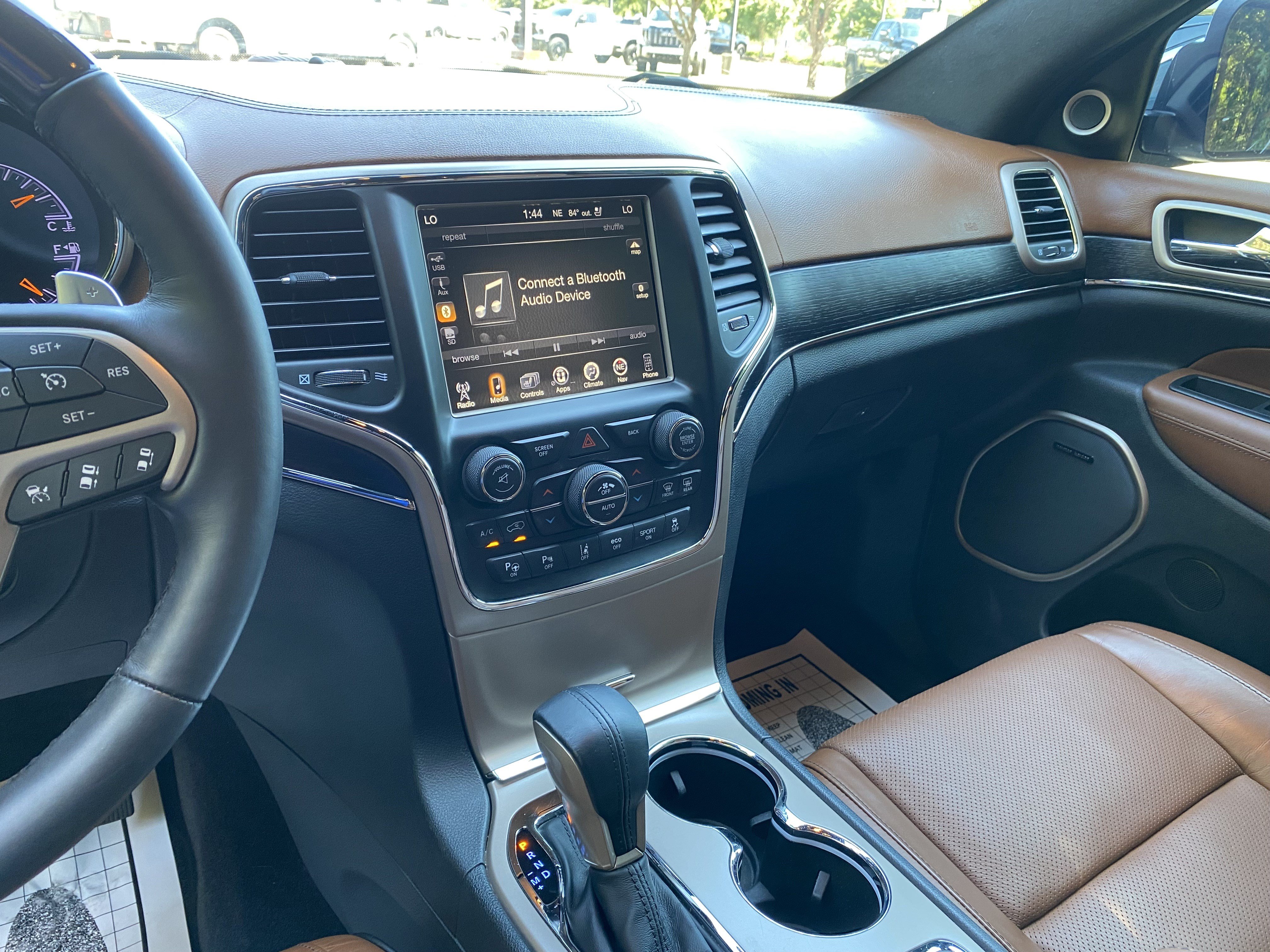 Used 2017 Jeep Grand Cherokee Summit AWD/4WD image 23